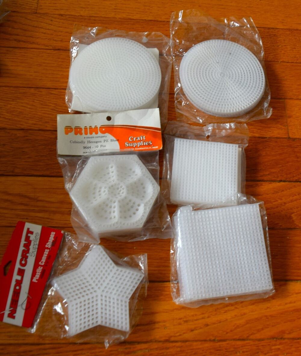 Lot of 6 Uniek Quick Shape / Primo/darice Plastic Canvas